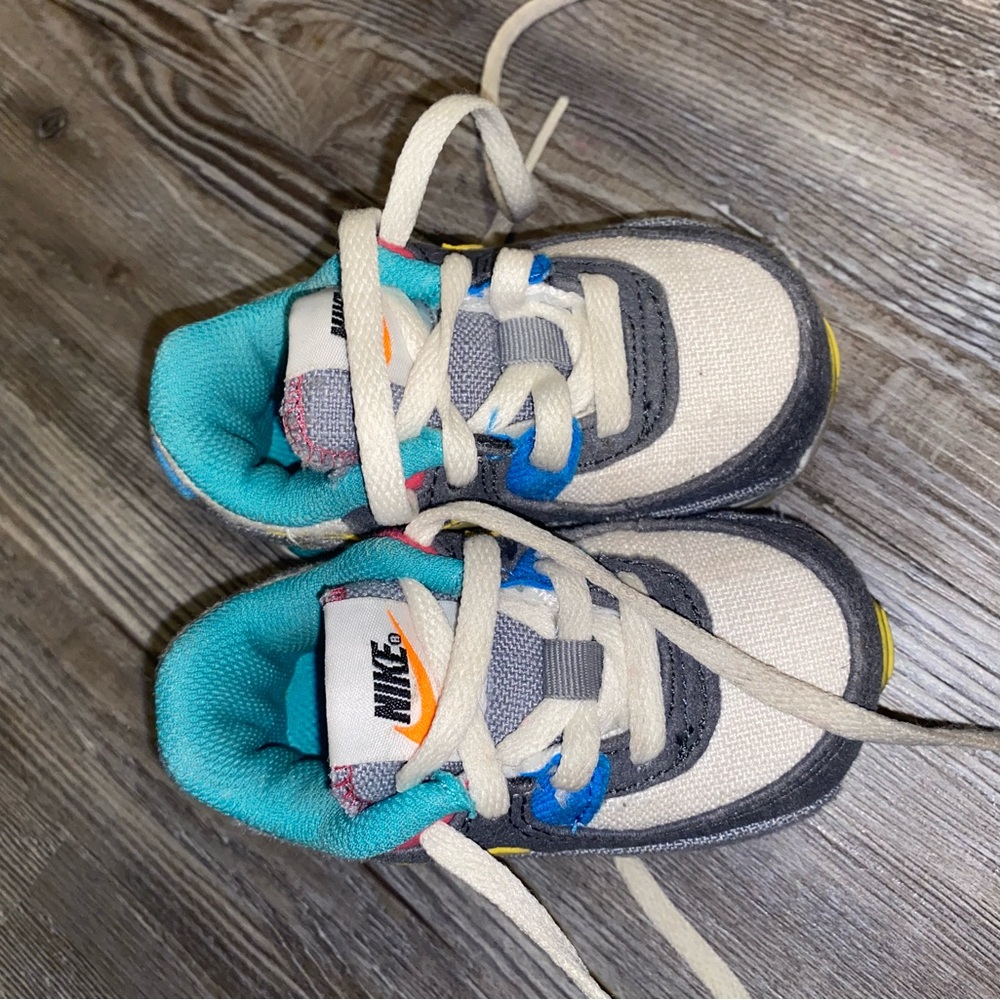 Nike shoes